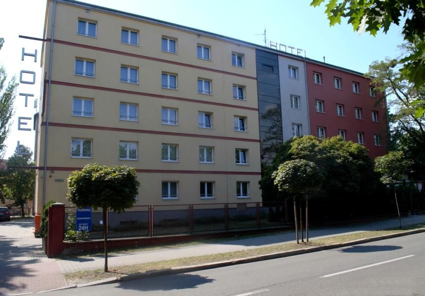 Отель Hotel Malinowski Economy Гливице-33