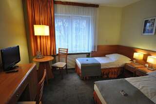 Отель Hotel Malinowski Economy Гливице Двухместный номер Делюкс с 2 отдельными кроватями-8